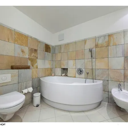 Apartman City, And Luxury *